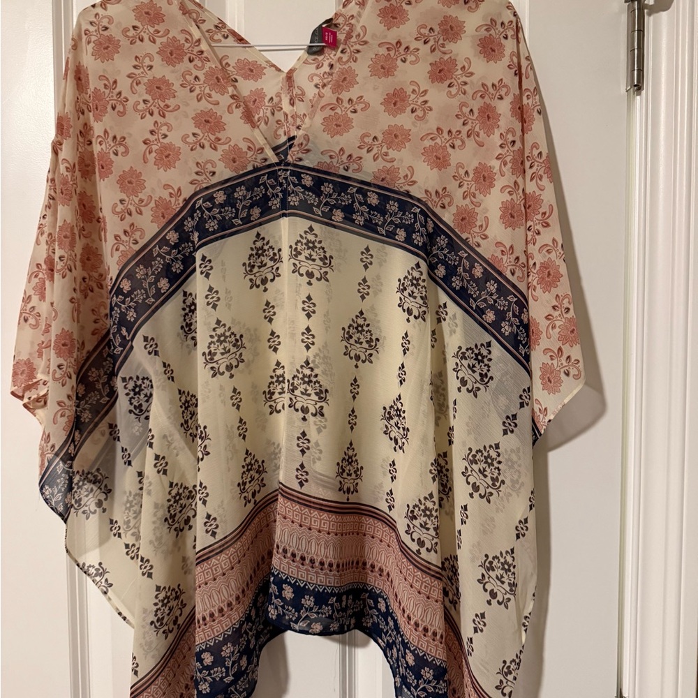 Vince Camuto Floral Print Blouse/Cover up - Cream and Navy